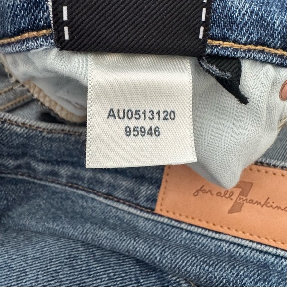 7 For All Mankind Luxe Vintage Sequin Cuff Cropped Boyfriend Jeans Size 30 - Picture 9 of 11